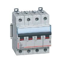 409337 LEGRAND DX3 4X20A C TİPİ 10KA OTOMAT 3245064093378