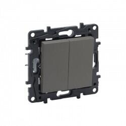 768806 LEGRAND RAVENTİ TİTANYUM KOMÜTATÖR 3414971116351